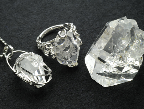 ハーキマーダイヤモンド | 天然石・パワーストーン意味辞典